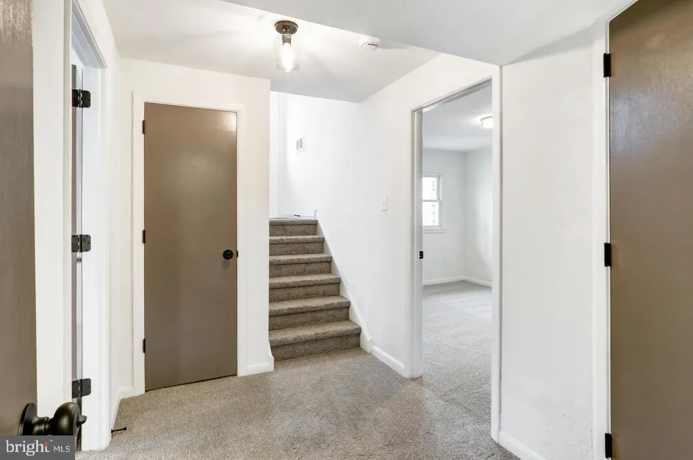 333 GOLF HILLS ROAD Havertown, PA 19083