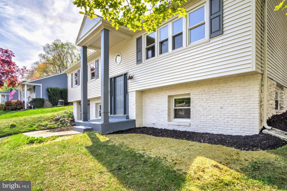 333 GOLF HILLS ROAD Havertown, PA 19083