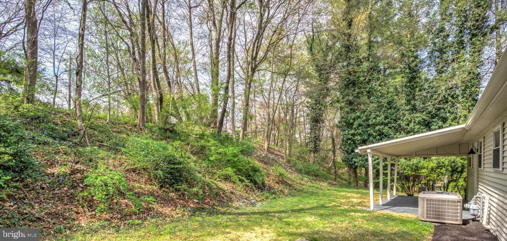 333 GOLF HILLS ROAD Havertown, PA 19083