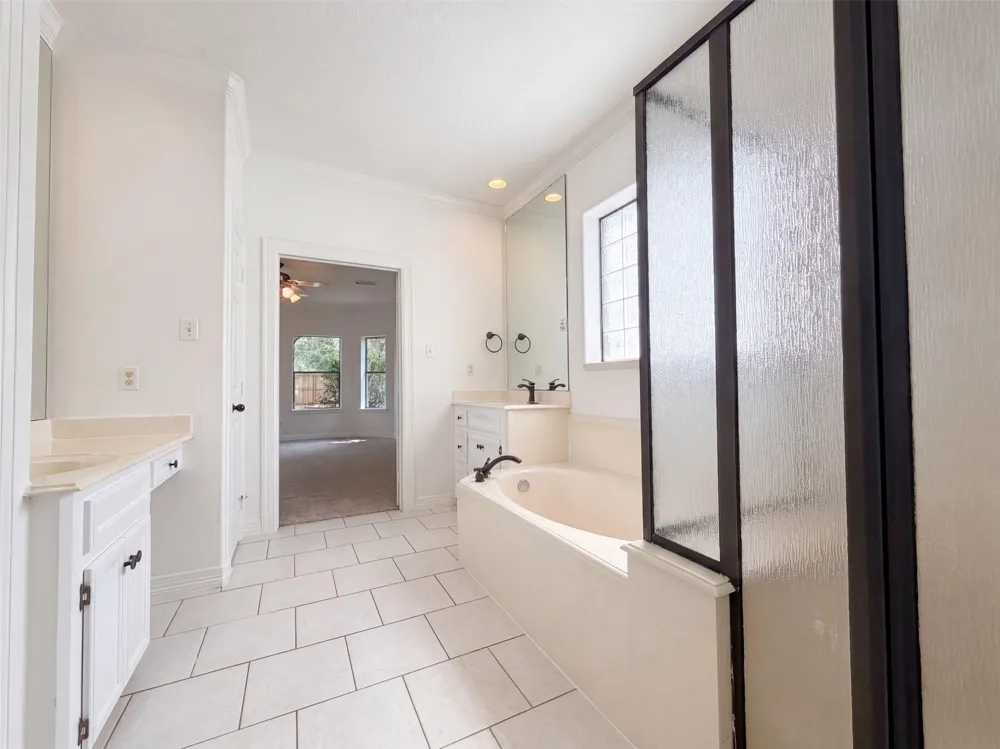 201 Rosemary Lane Lake Jackson, TX 77566