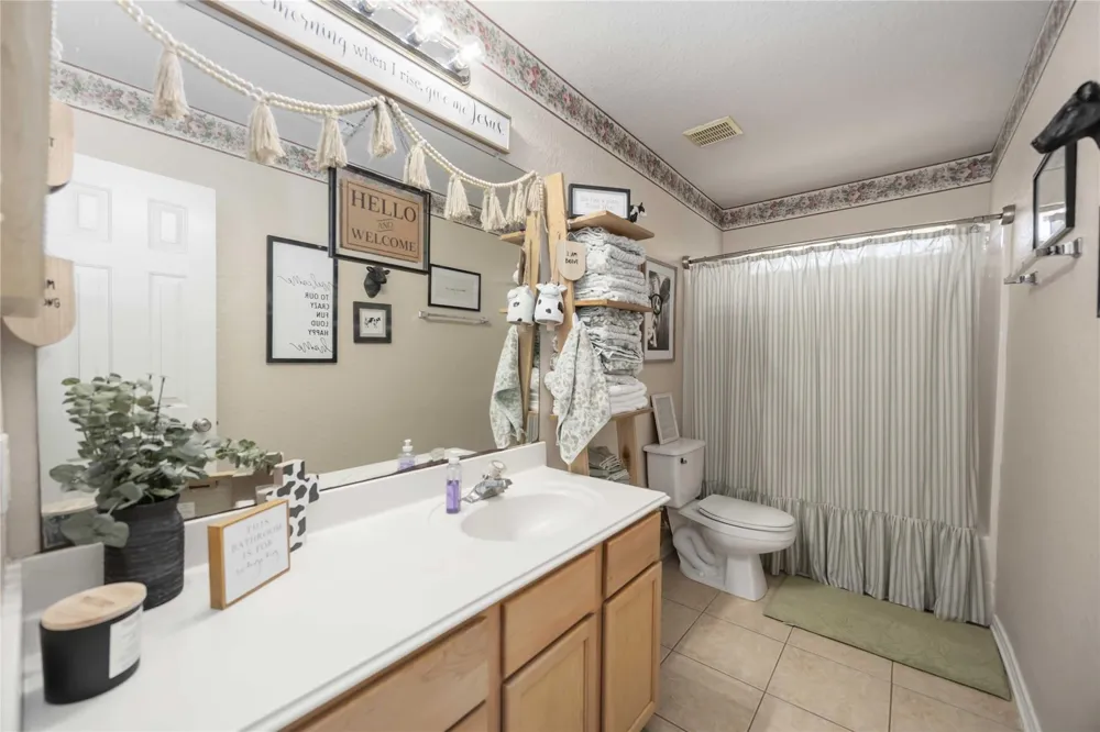 8686 Fm-2004 Santa Fe, TX 77510