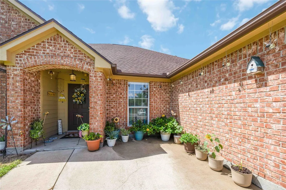 8686 Fm-2004 Santa Fe, TX 77510