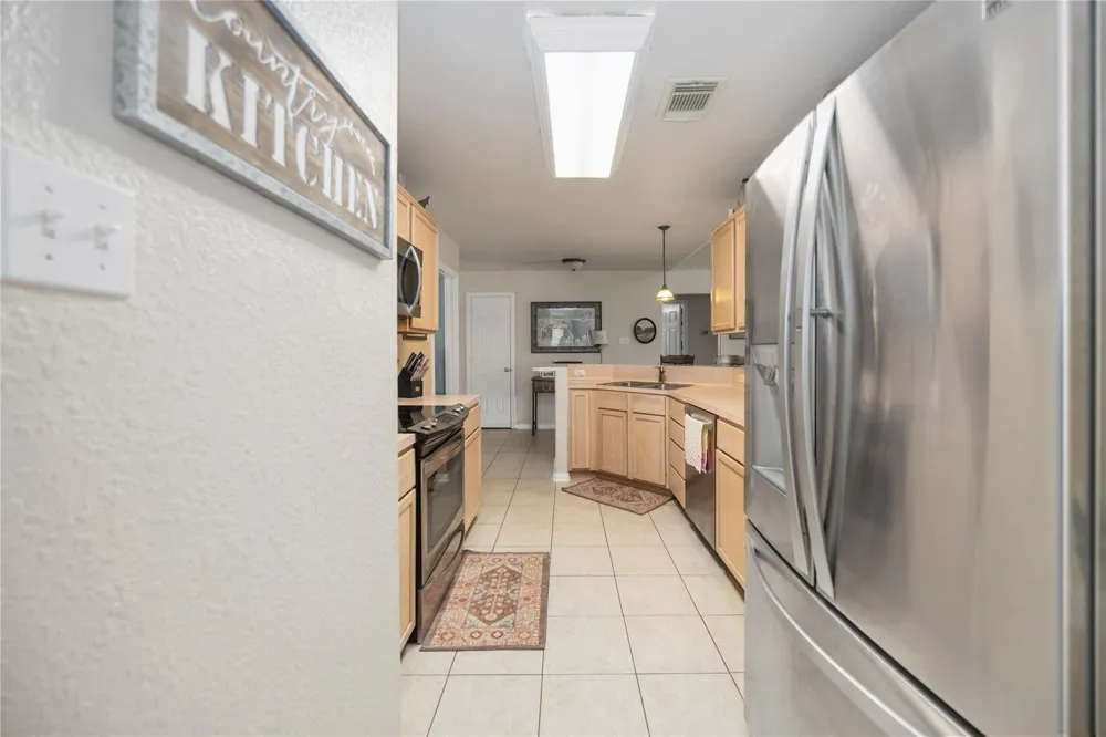 8686 Fm-2004 Santa Fe, TX 77510