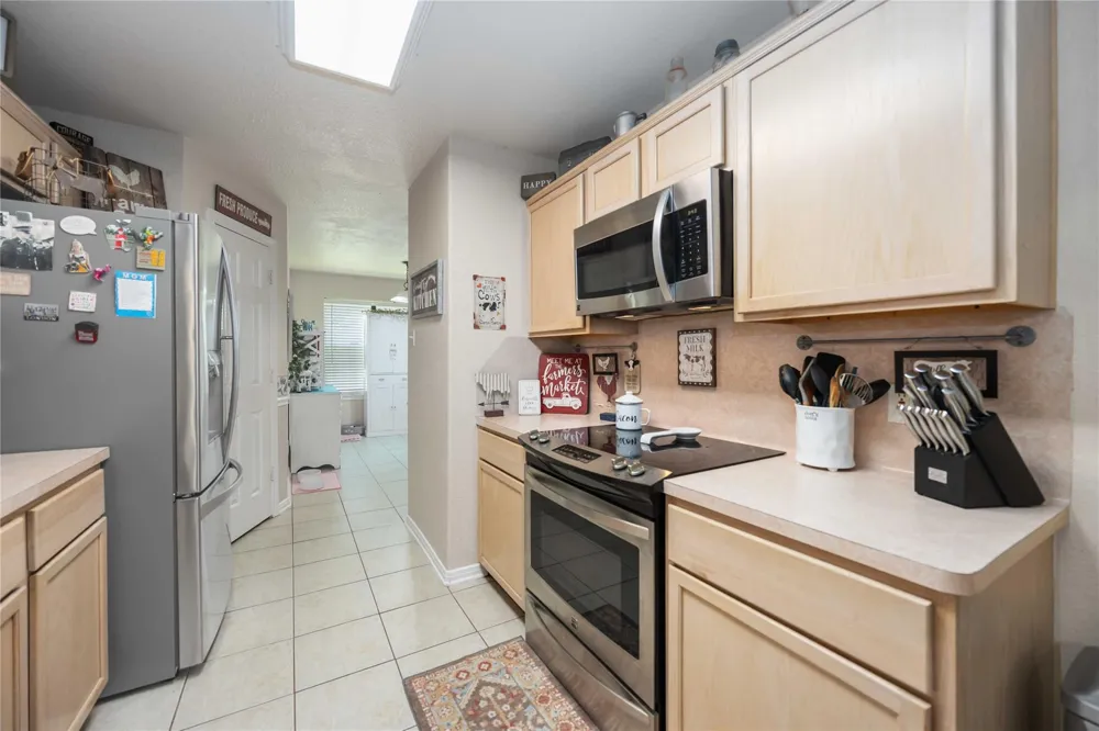 8686 Fm-2004 Santa Fe, TX 77510