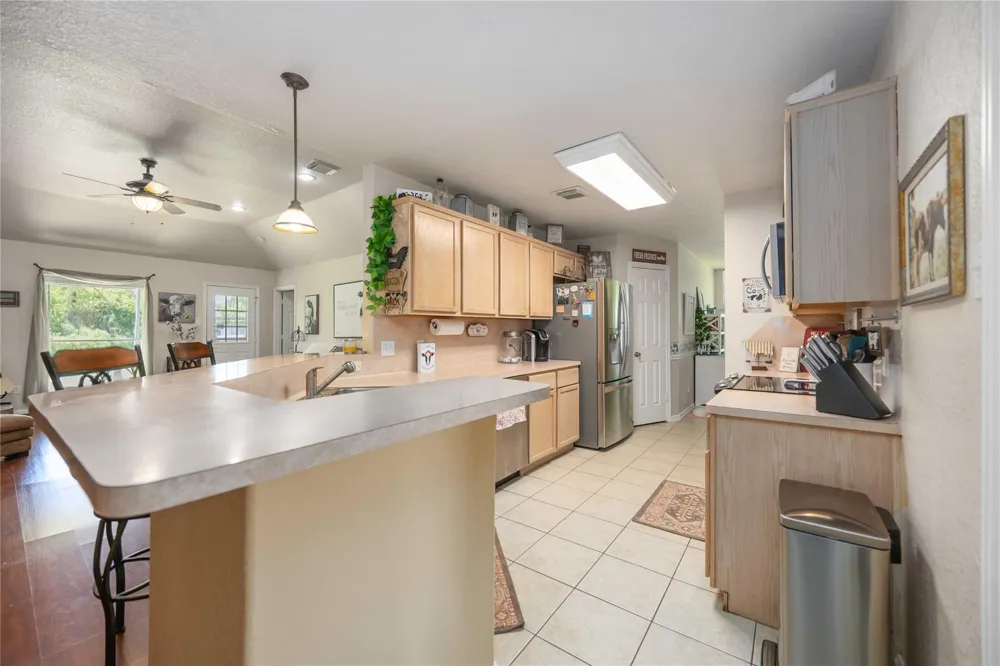 8686 Fm-2004 Santa Fe, TX 77510