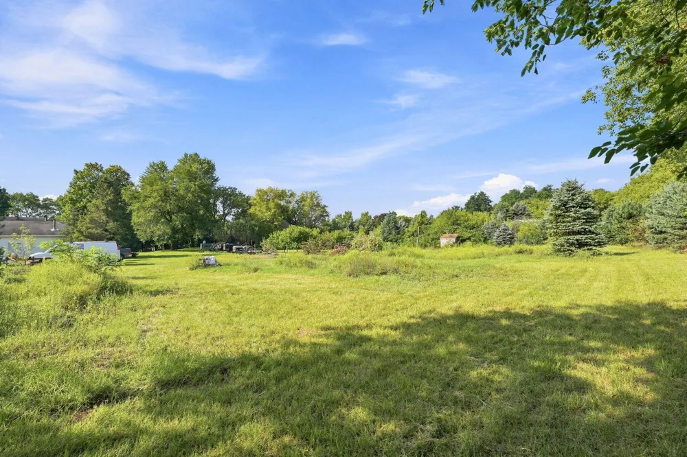 13921 Old 14 Mile Road NE Greenville, MI 48838