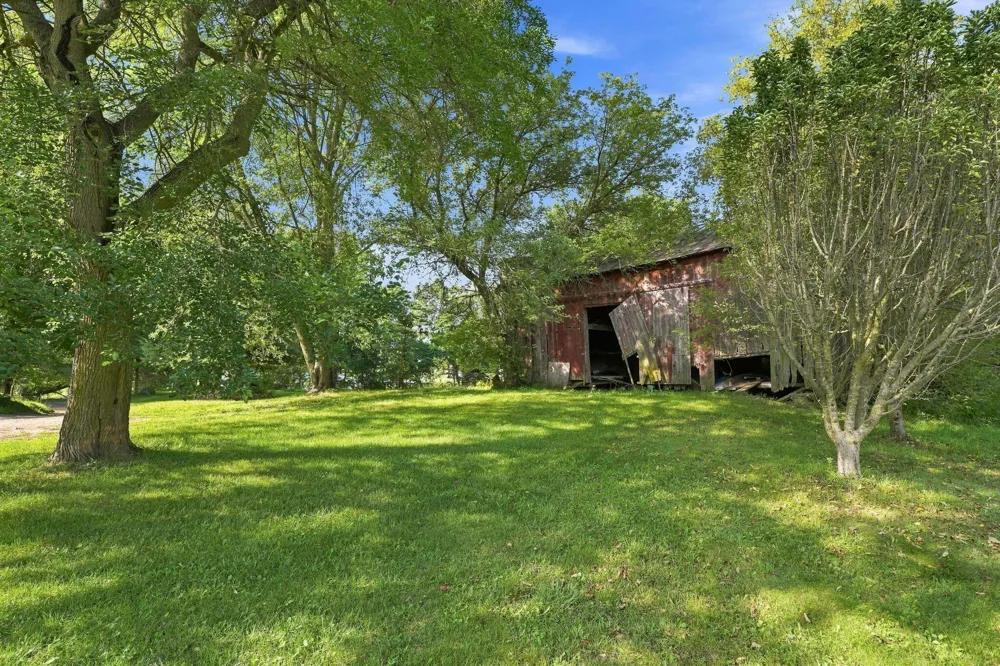 13921 Old 14 Mile Road NE Greenville, MI 48838