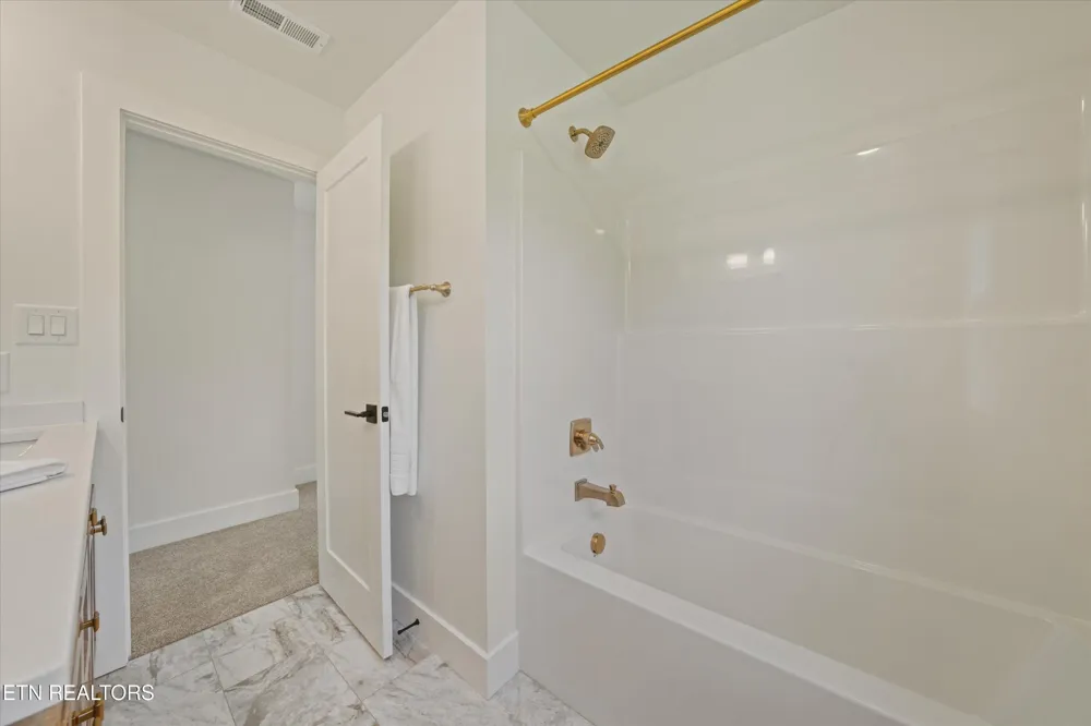 9928 Alani Hill Way Knoxville, TN 37922