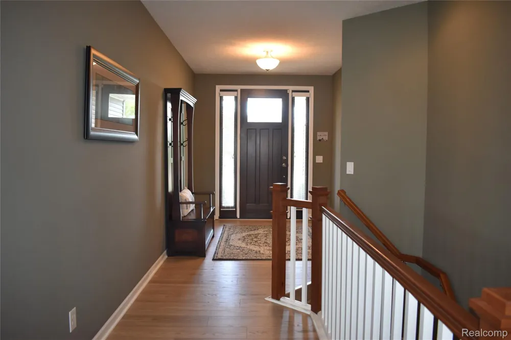 1281 Cambridge Circle Williamston City, MI 48895