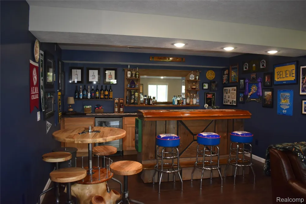 1281 Cambridge Circle Williamston City, MI 48895