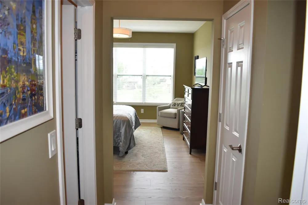 1281 Cambridge Circle Williamston City, MI 48895