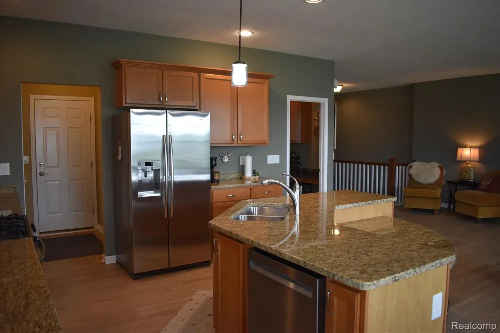 1281 Cambridge Circle Williamston City, MI 48895