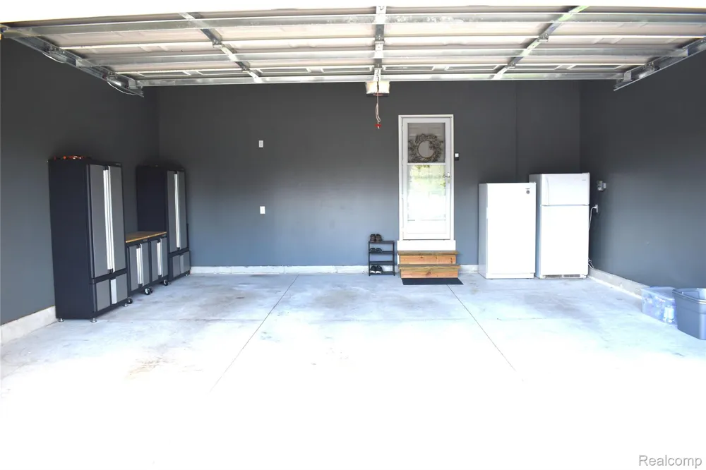 1281 Cambridge Circle Williamston City, MI 48895