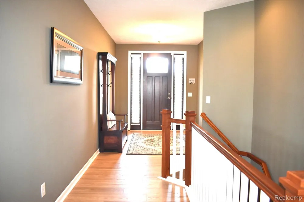 1281 Cambridge Circle Williamston City, MI 48895