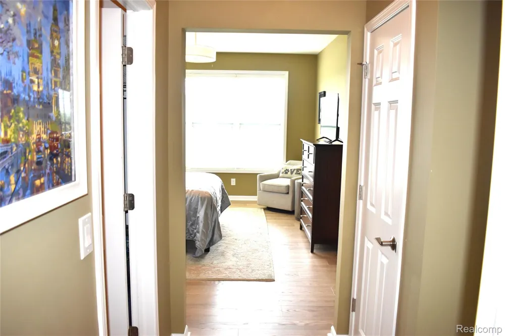 1281 Cambridge Circle Williamston City, MI 48895