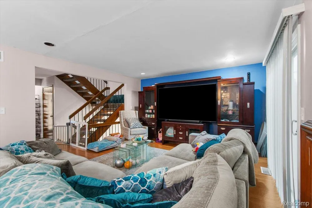 7387 Radcliff Drive #47 West Bloomfield Charter Township, MI 48322