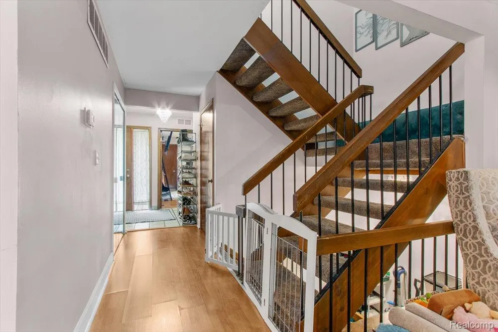 7387 Radcliff Drive #47 West Bloomfield Charter Township, MI 48322