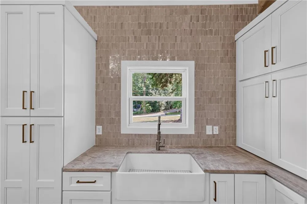 284 Braswell Mountain Road Dallas, GA 30132
