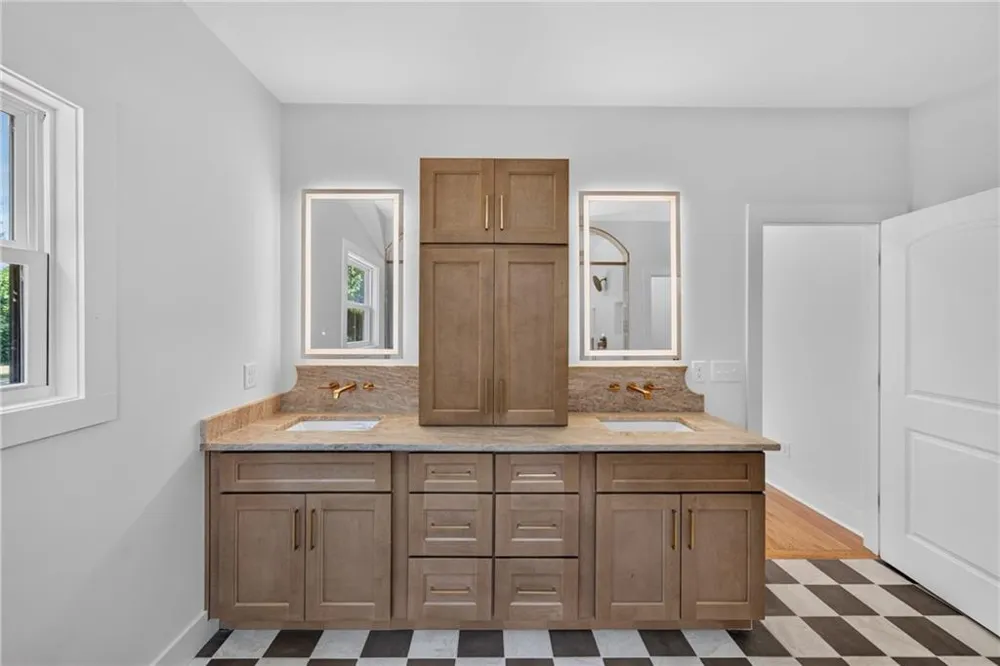 284 Braswell Mountain Road Dallas, GA 30132