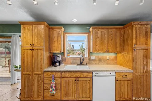 5679 County Road 5 Erie, CO 80516