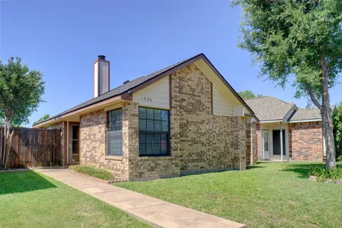 1426 Windmill Lane