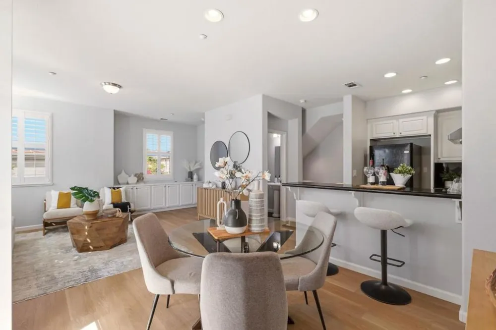 181 Hart Court Mountain View, CA 94043