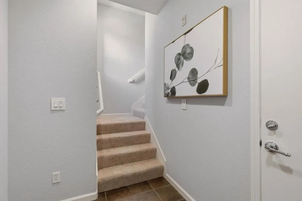181 Hart Court Mountain View, CA 94043