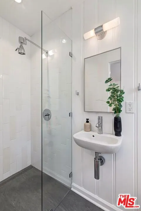 527 19TH STREET Santa Monica, CA 90402