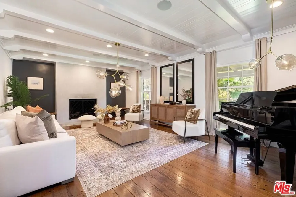 527 19TH STREET Santa Monica, CA 90402