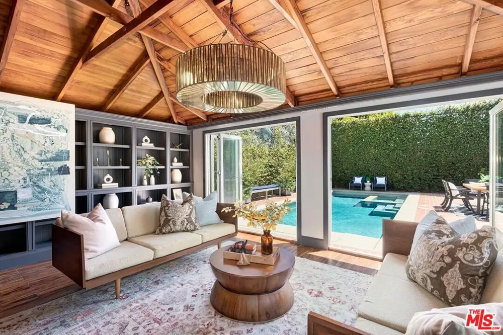 527 19TH STREET Santa Monica, CA 90402