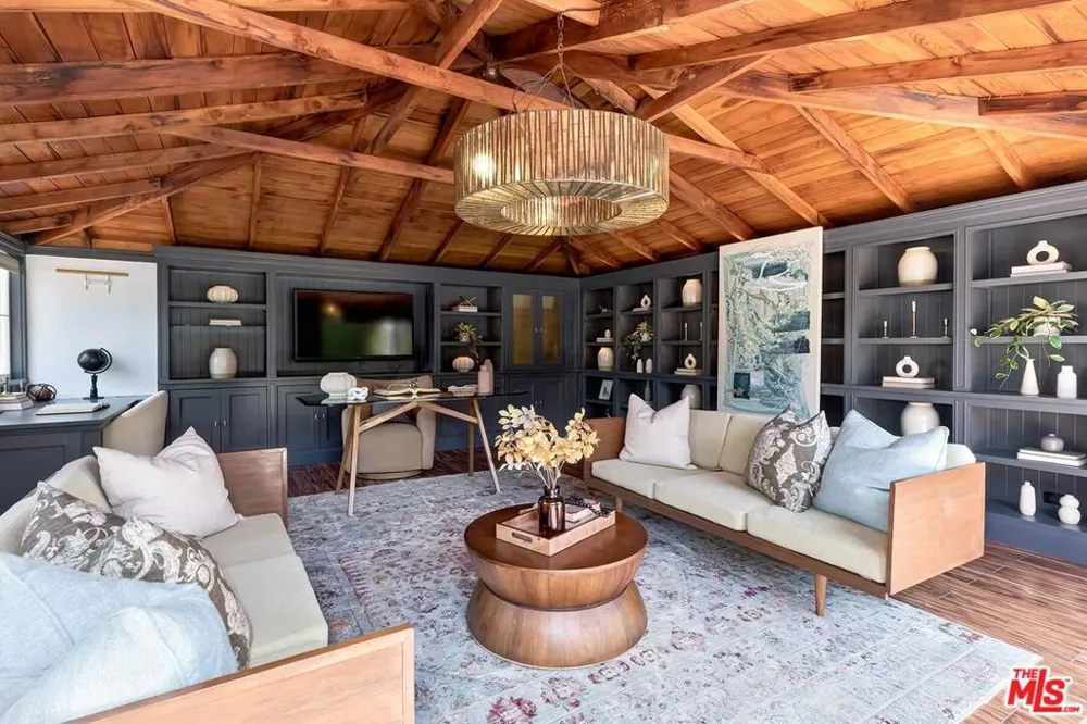 527 19TH STREET Santa Monica, CA 90402