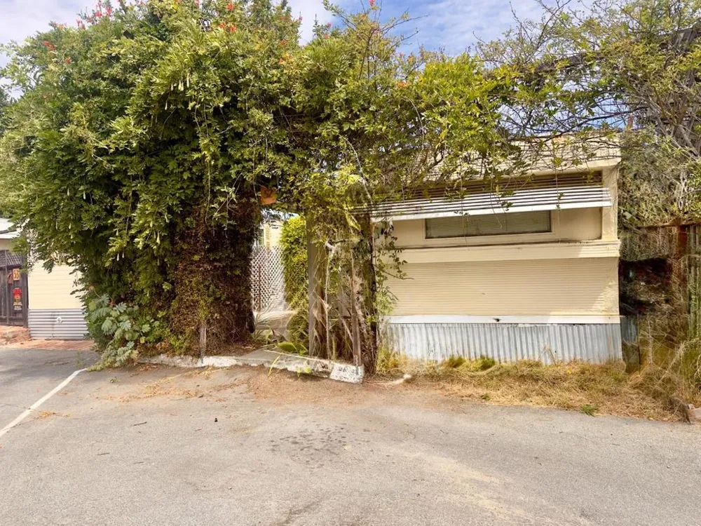 2120 Pacific Avenue #52 Santa Cruz, CA 95060
