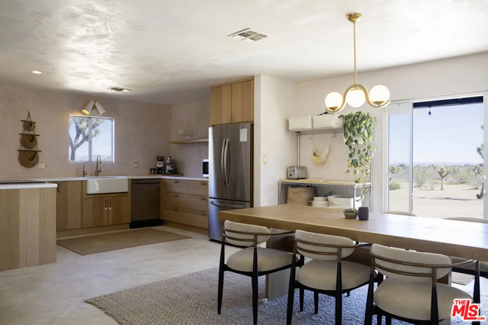 365 Rainbow Drive Yucca Valley, CA 92284