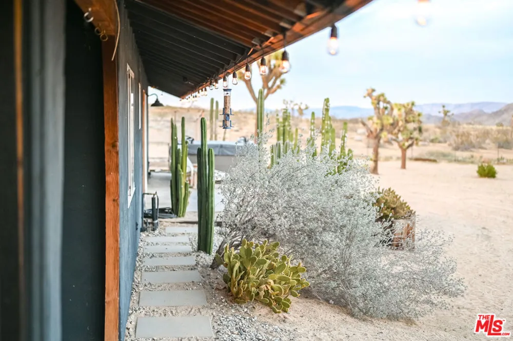 365 Rainbow Drive Yucca Valley, CA 92284