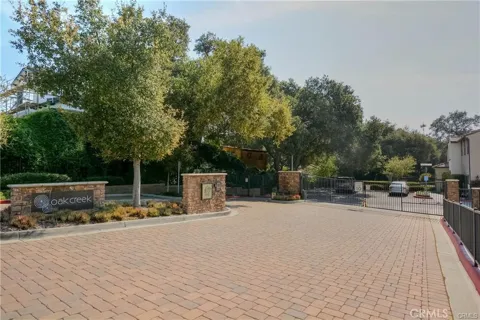 3212 Willow Creek