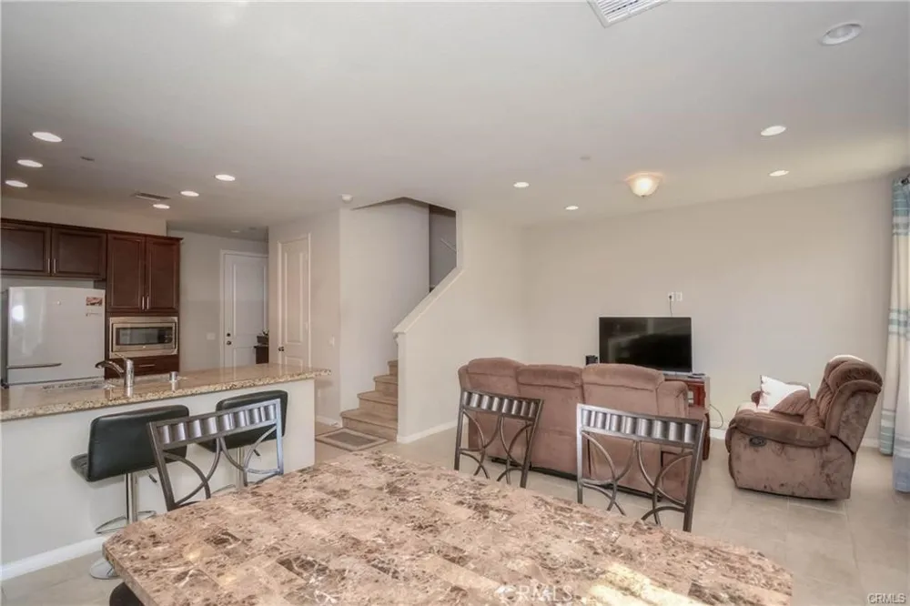 3212 Willow Creek West Covina, CA 91791