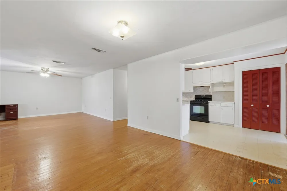 520 Seydler Street Gonzales, TX 78629