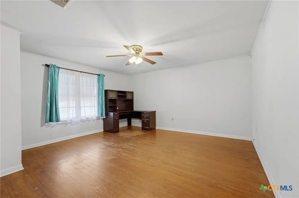 520 Seydler Street Gonzales, TX 78629