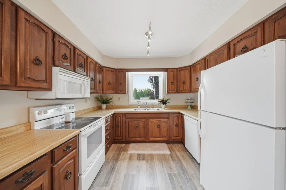 1829 Sandstone Road Jackson, MI 49201