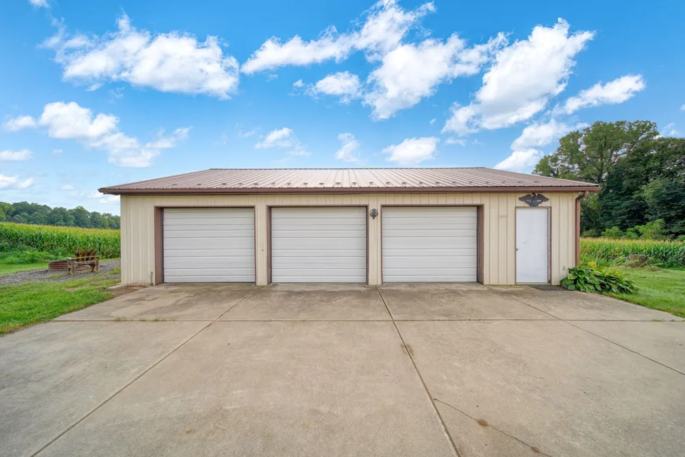 1829 Sandstone Road Jackson, MI 49201