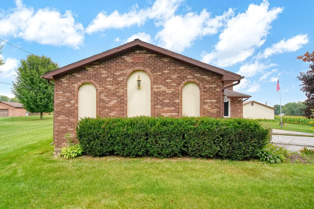 1829 Sandstone Road Jackson, MI 49201