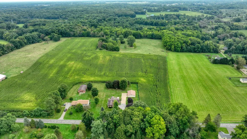 1829 Sandstone Road Jackson, MI 49201
