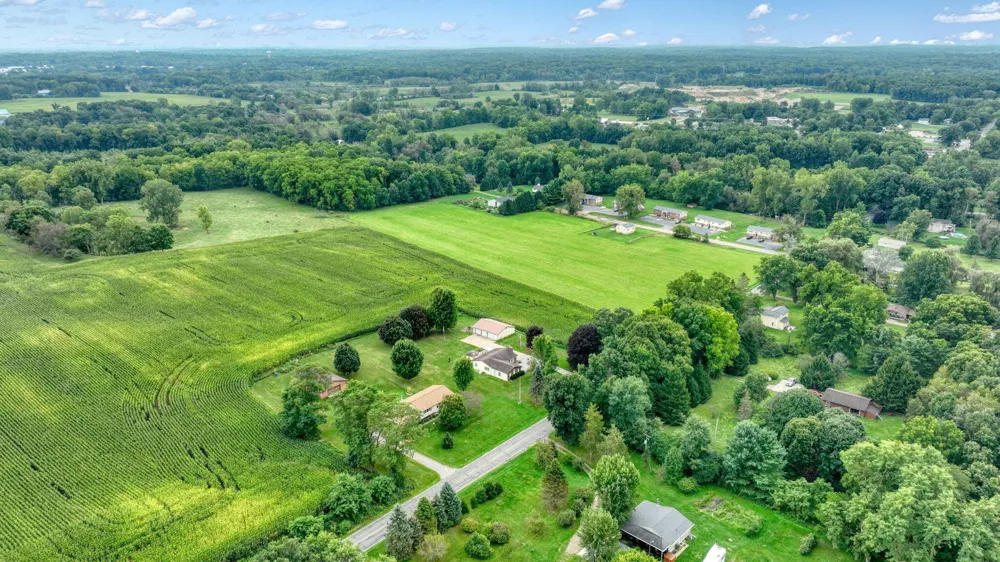 1829 Sandstone Road Jackson, MI 49201