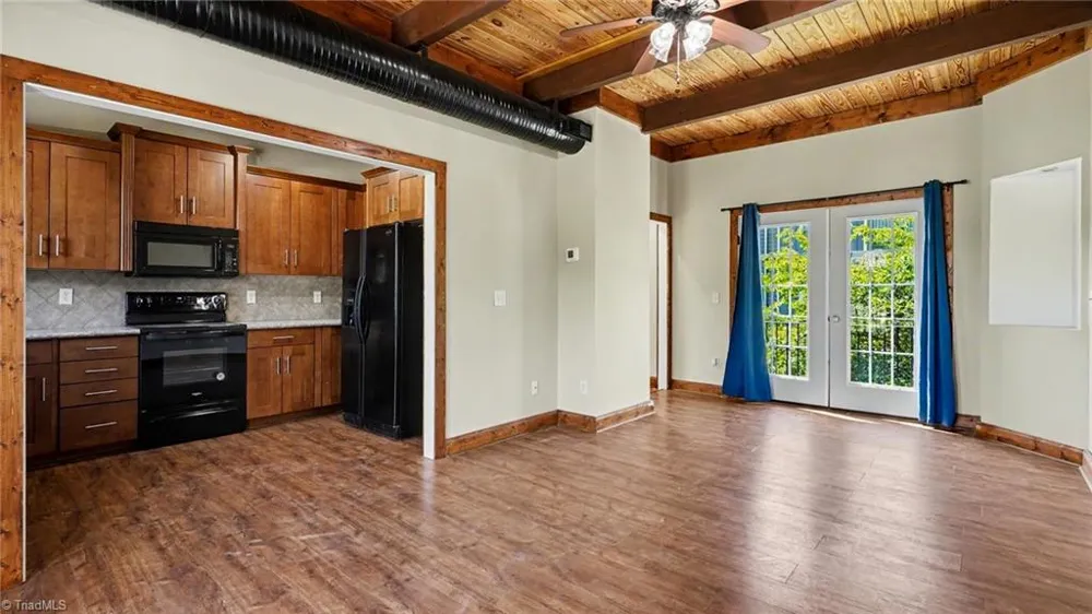 445 McAdoo Avenue Greensboro, NC 27406