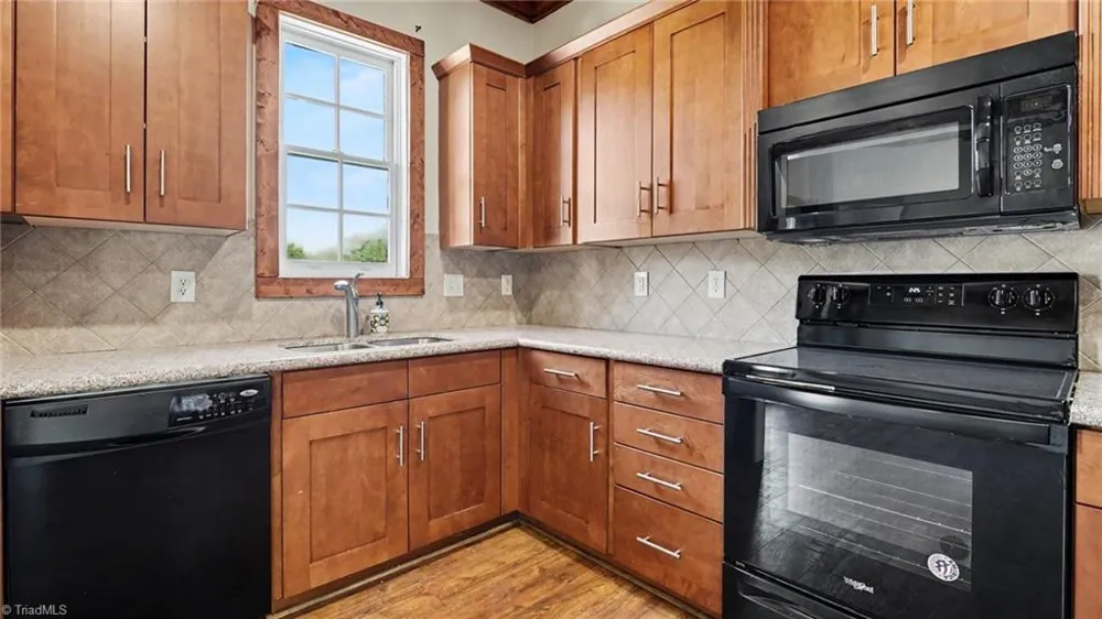 445 McAdoo Avenue Greensboro, NC 27406