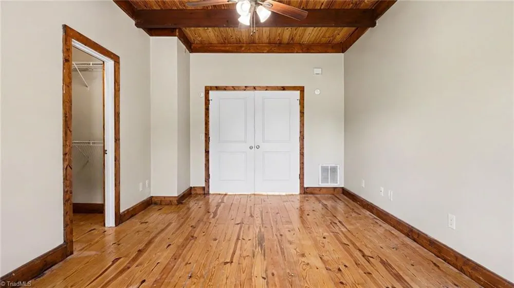 445 McAdoo Avenue Greensboro, NC 27406