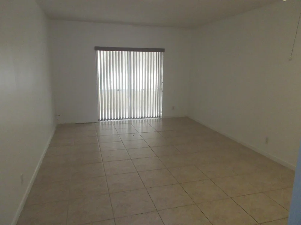 1115 LAKE TERRACE #107 Boynton Beach, FL 33426