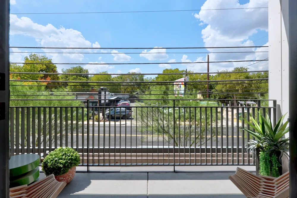 2209 S 1st Street #216 Austin, TX 78704