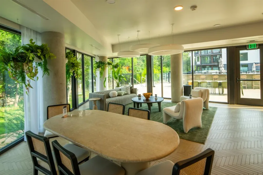 2209 S 1st Street #216 Austin, TX 78704