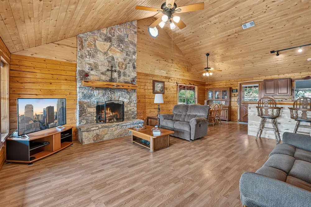250 Gant Road Dripping Springs, TX 78620